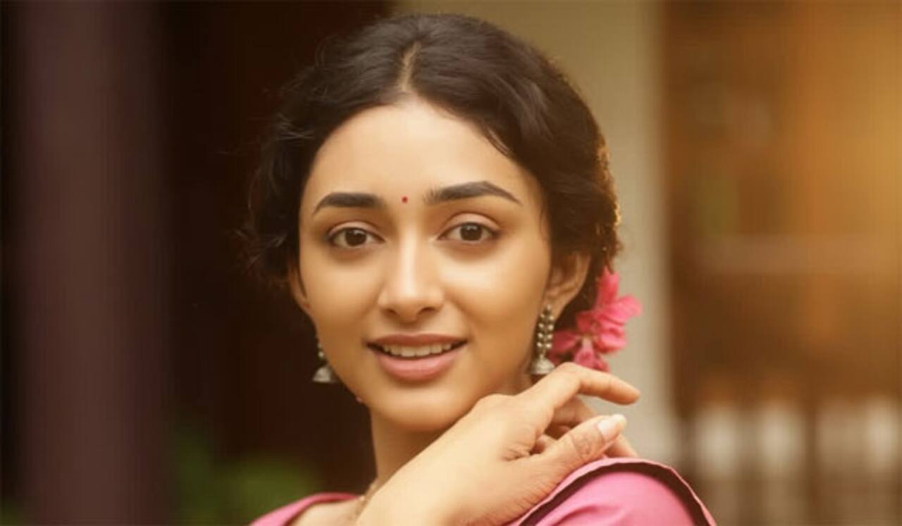 தனுஷின் 56வது படம் : ருக்மணி வசந்திற்கு பதில் ப்ரீத்தி முகுந்தன்