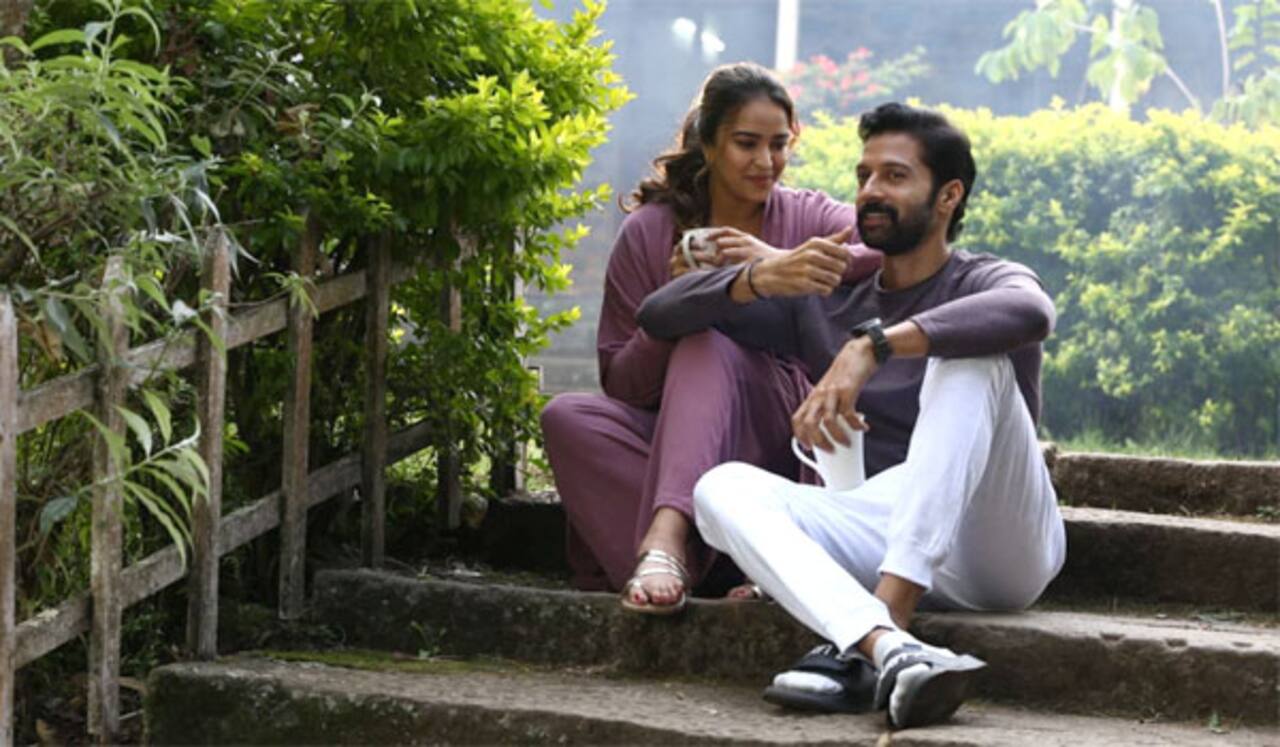 சென்னை சிக்னலில் உருவான சிக்னல் அட் 11:30