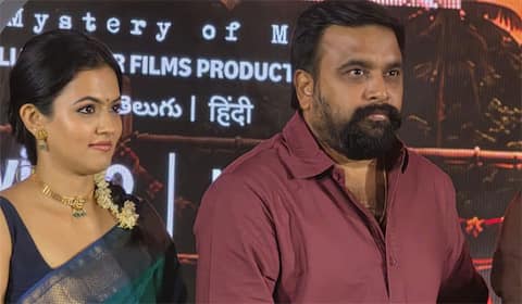 முதன்முறையாக போலீசாக நடித்துள்ள சசிகுமார், அரசியல் குறித்தும் பேச்சு