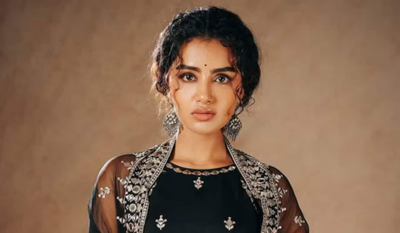 காதலன் பெயர் சொல்லாத அனுபமா, காதலன் பதிலளிப்பாரா ?