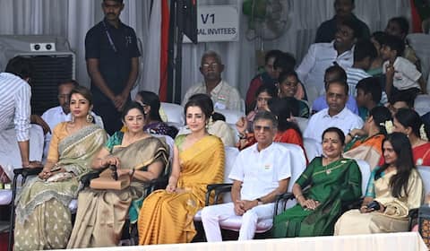 சுதந்திர தின விழாவில் நடிகை த்ரிஷா பங்கேற்பு