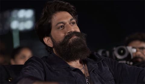 டாக்சிக்  எனக்கு புதிய பாதையை அமைக்கும் : யஷ்  நம்பிக்கை