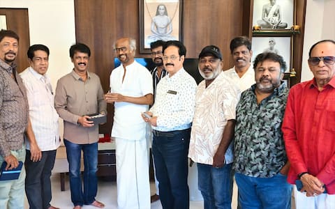 எங்க சங்கத்தில் இணைய வேண்டும் : ரஜினிக்கு சேரன் கோாரிக்கை