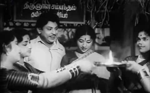பிளாஷ்பேக்: திருட்டு கதைக்கு 2 தேசிய விருது