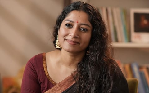 ஆணவக் கொலைக்கு கடும் தண்டனை வேண்டும் : அனு மோல்