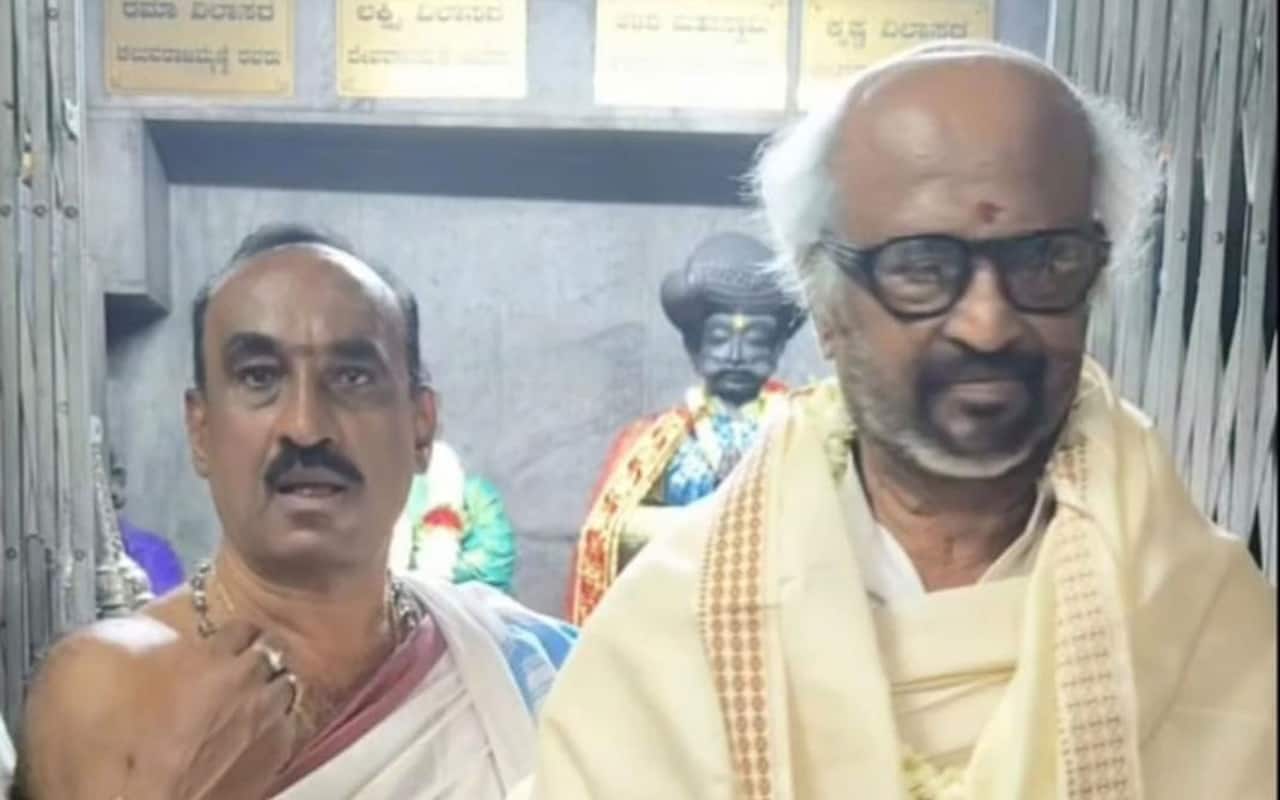 மைசூர் சாமுண்டீஸ்வரி கோயிலில் நடிகர் ரஜினிகாந்த் வழிபாடு