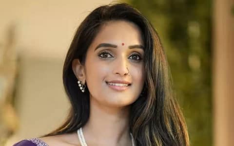 7 ஆண்டுகளுக்கு பிறகு மீண்டும் நடிக்க வந்தார் காவ்யா