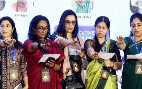 நடிகர் சங்கத்திற்கு என சிறப்பு நீதிமன்றம் அமைத்து விடலாமா ? ; உயர்நீதிமன்றம் கேள்வி