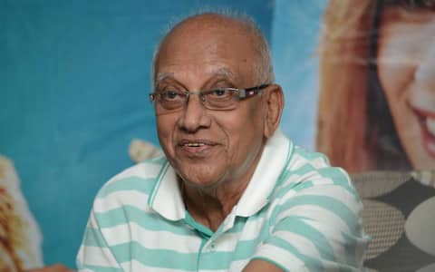 பிரபல இயக்குனர் சிங்கீதம் சீனிவாச ராவ் காலமானார்
