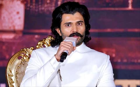 என் நேர்மை சிலருக்கு அகம்பாவமாக தெரிந்தால் நான் என்ன செய்வது - விஜய் தேவரகொண்டா காட்டம்
