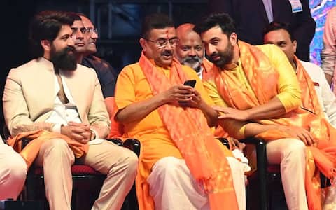 ராமாயணா : வரி விலக்கு அளித்த மேற்கு வங்க முதல்வர்