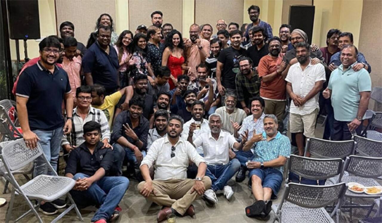 பேச்சுலர் பார்ட்டி தந்த பிரேம்ஜி அமரன்