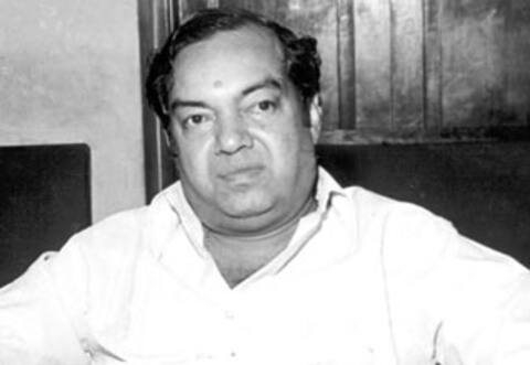 திரையிசையில் தமிழ் வளர்த்த சிறுகூடல்பட்டி சித்தர் கவியரசர் கண்ணதாசன்