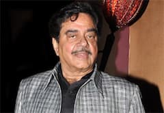 சத்ருகன் சின்ஹா மருத்துவமனையில் அனுமதி