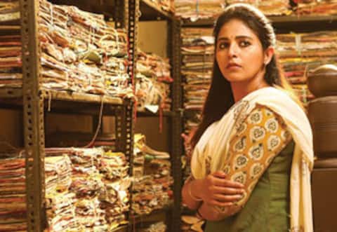 ஈகையில் சட்ட மாணவி சந்திக்கும் பிரச்னைகள்