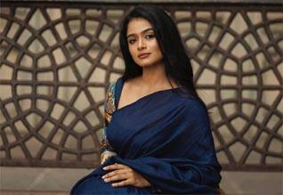 மவுன ராகம் போல் படம் வேண்டும்: ரசவாதி ரேஷ்மாவின்  காதல் ரசனை