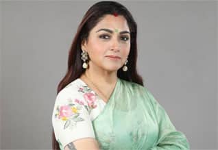 மனைவியை விட்டுச் செல்பவன் நல்ல மனிதன் அல்ல - குஷ்பு பதிவு வைரல்