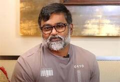 தமிழ் ஐசியூ.,வுல இருக்கு; எங்க போனாலும் தலைநிமிர்ந்து தமிழ்ல பேசுங்க: செல்வராகவன் வலியுறுத்தல்