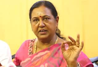 ‛கேப்டன் பாடல், போஸ்டருக்கெல்லாம் காப்புரிமை கேட்க மாட்டோம் : பிரேமலதா