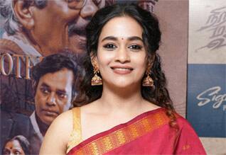 நயன்தாராவை பார்த்து நடிக்க வந்த காவ்யா அறிவுமணி