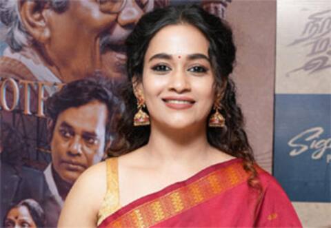 நயன்தாராவை பார்த்து நடிக்க வந்த காவ்யா அறிவுமணி