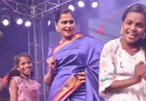மாரியம்மன் கோவில் விழாவில் பாட்டு பாடி நடனமாடிய ரம்யா நம்பீசன்!