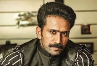 நள்ளிரவில் கேரள போலீசாரிடம் ஹோட்டலில் இருந்து குதித்து தப்பிய வில்லன் நடிகர்