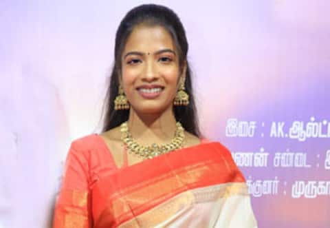 குறுக்கு வழியில் முன்னேறும்போது 4 வருடம் போராடி ஜெயித்துள்ளேன் : புதுமுக நடிகை அதிரடி