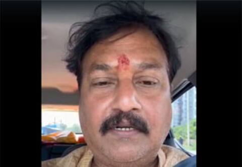 வாட்ஸ்-அப்பில் வந்த லிங்க்கால் ஹேக் ஆன போன் : அபிஷேக் எச்சரிக்கை