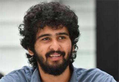 லிப்லாக் காட்சி அவசியம் இல்லை ; அதிர வைக்கும் நடிகர் ஷேன் நிகம்