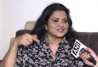 சினிமாவில் நடிக்க வைப்பதாகக் கூறி சிறுமிக்கு வன்கொடுமை; மலையாள நடிகை கைது!