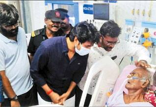 நல்லகண்ணுவை சந்தித்து நலம் விசாரித்த சிவகார்த்திகேயன்