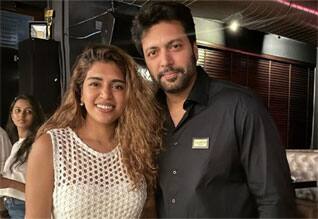 கவிதையை ஒரு பாடலாக மாற்றும் கலை நீங்கள்... : ரவி மோகனை வாழ்த்திய பாடகி கெனிஷா
