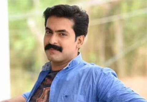 ஆறு வருடமாக பாலியல் டார்ச்சர் செய்த துணை நடிகை மீது போலீஸில் நடிகர் புகார்