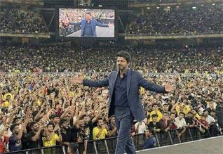 மலேசியாவில் மிரட்டிய ஜனநாயகன் : பராசக்தி படத்துக்கு பிரஷர்