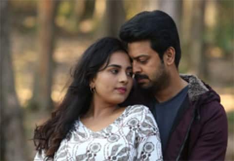 தி பெட் படம், ஹீரோ ஸ்ரீகாந்த், ஹீரோயின் சிருஷ்டி புறக்கணிப்பு
