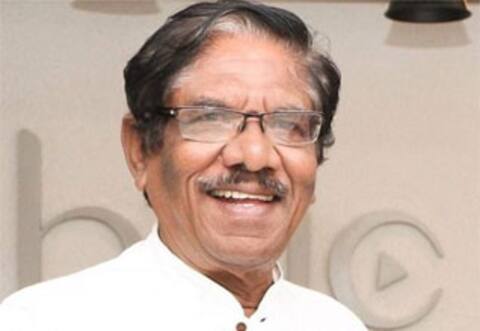 தீவிர சிகிச்சை பிரிவில் தொடர் கண்காணிப்பில் இயக்குனர் பாரதிராஜா