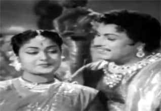 பிளாஷ்பேக் : மகாதேவியில் கண்ணதாசனிடம் பாடலை மாற்ற சொன்ன எம்ஜிஆர்