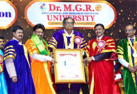 இயக்குனர் பாக்யராஜ்க்கு டாக்டர் பட்டம்