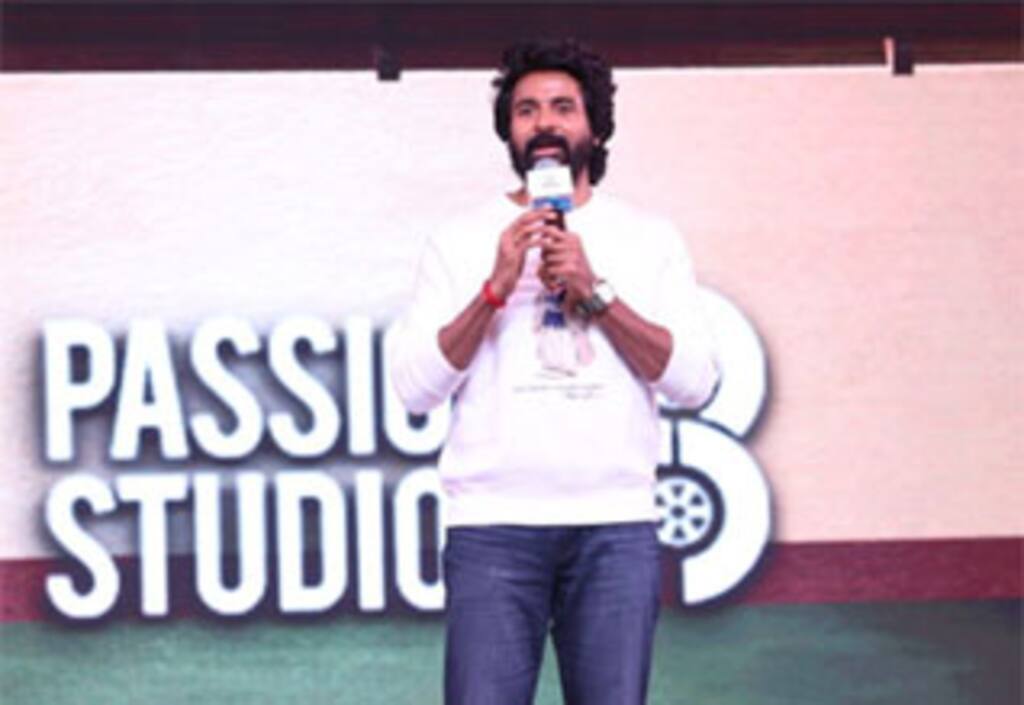 தடை போடாதீங்க, என்னை விட்டுவிடுங்க : ‛தாய் கிழவி விழாவில் சிவகார்த்திகேயன் உருக்கம்