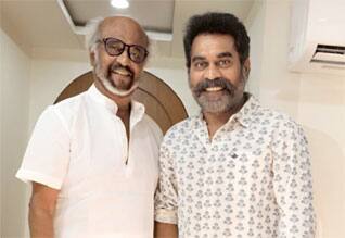 ரஜினி ஒரு வித்தைக்காரர் : சுராஜ் வெஞ்சரமூடு