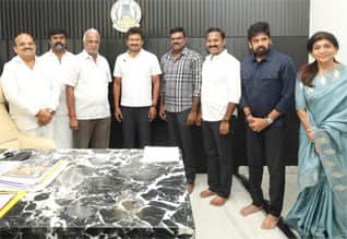 உதயநிதியை சந்தித்த தயாரிப்பாளர் சங்க நிர்வாகிகள்
