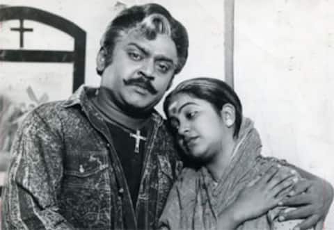பிளாஷ்பேக்: தன் படத்தை பார்க்க விரும்பாத விஜயகாந்த்