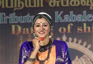பரதம் ஆடி அசத்தும் நடிகை சுபிக்ஷா கிருஷ்ணன்
