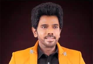 மூன்று வேடங்களில் லெஜண்ட் சரவணன்!