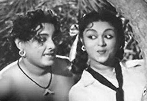 பிளாஷ்பேக் : விலங்குகளை நம்பிய  தேவர்