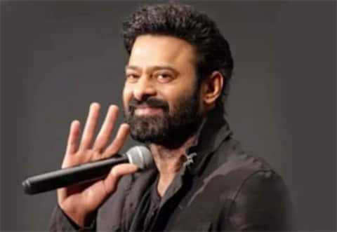 ஒரே நேரத்தில் மூன்று படங்களில் நடித்து வரும் பிரபாஸ்!