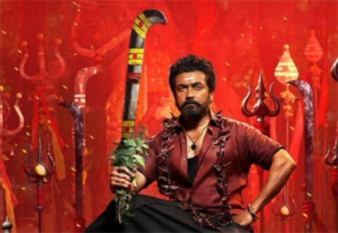 கருப்பு: இந்திய அளவில் முதல் 100 கோடியைப் பெற்ற சூர்யா