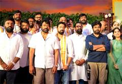 அண்ணன் சிரஞ்சீவி படத்தைத் துவக்கி வைத்த தம்பி பவன் கல்யாண்