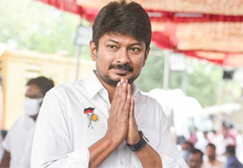 முதல்வர் நடிப்புக்கு முழுக்கு... முன்னாள் துணை முதல்வர் ரீ என்ட்ரியா?